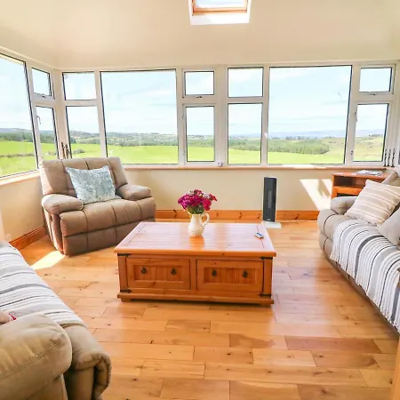Sea View Hideaway Holiday home *